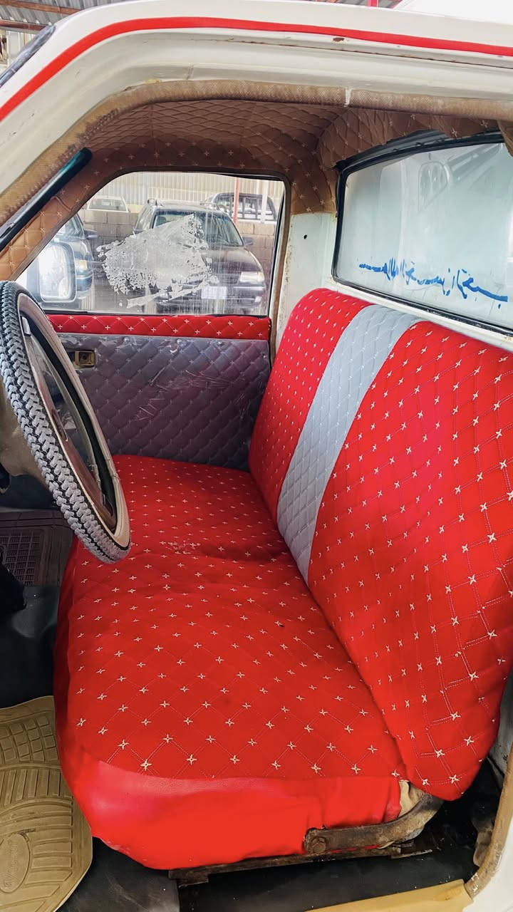 منّ رخصه صاحب الكروب
بيكم 1980 للبيع 
شرط محرك شاصي 
سنويه صار شهرين خلصان 
شرط التحويل 
السعر 38 بي مجال قليل مكان موصل سهل نينوئ 
لاستفسار ***********
