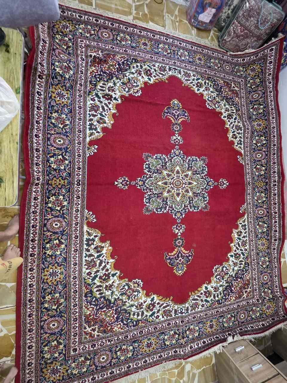 السلام عليكم ورحمة الله وبركاته..
زولية مستعملة نظيفة جدا الطول ٣،٧٠ متر والعرض ٣ متر مكاني الغزالية التواصل واتس اب ***********
