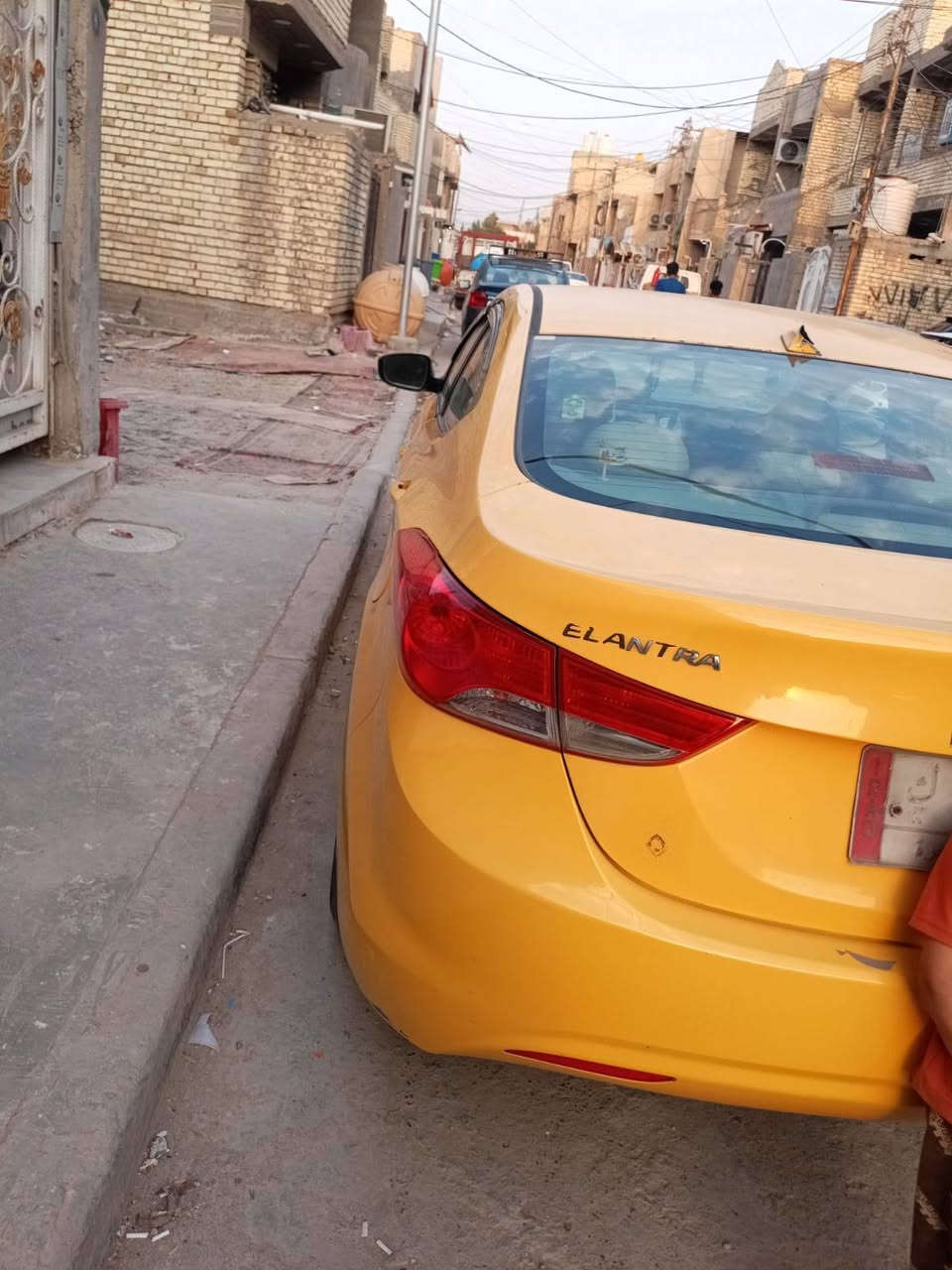 سلام عليكم الانتر وارد أمريكية  2013 
سياره بسمي. الحادث هلال جاملغ خلفي 
وسياره عل سونار 
***********
