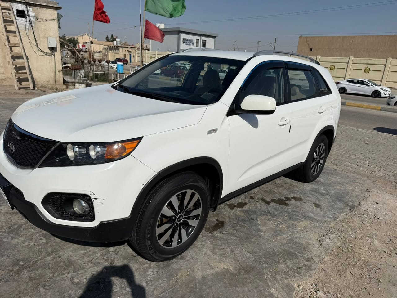 سلام عليكم سورنتو 2012 سياره كافله عامه ما عده جاملغ  المامي بي رشت صبغ بدون ضربه بدون فتح سياره خليجيه مكينه 4سنتدر بصره حره مشروع وطني مكان سياره بصره سعر 136  رقم الهاتف ***********
