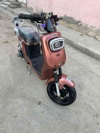 دراجة نوع R8 للبيع بطاريات 5 كبار نظام بك نظام تشغيل كارت نظام انذار س...