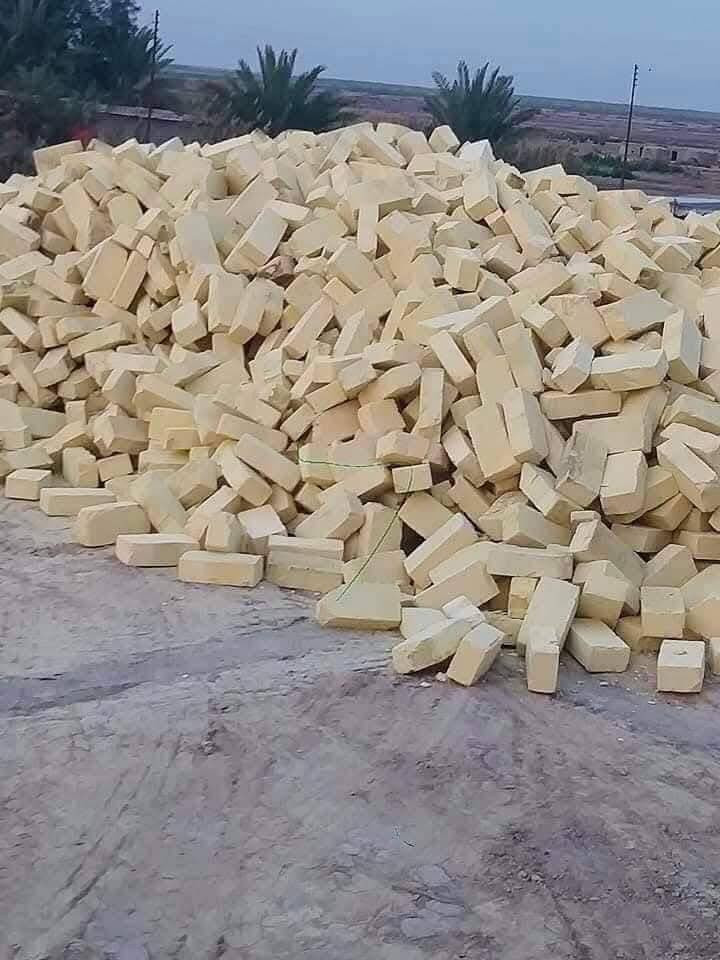 البيع طابوق الصلاح  اللون  
وقالب وركن وقوه وعددالدبل4300 
شرط المكلاب يتوفر الناصريه
 الاستفسار ***********

