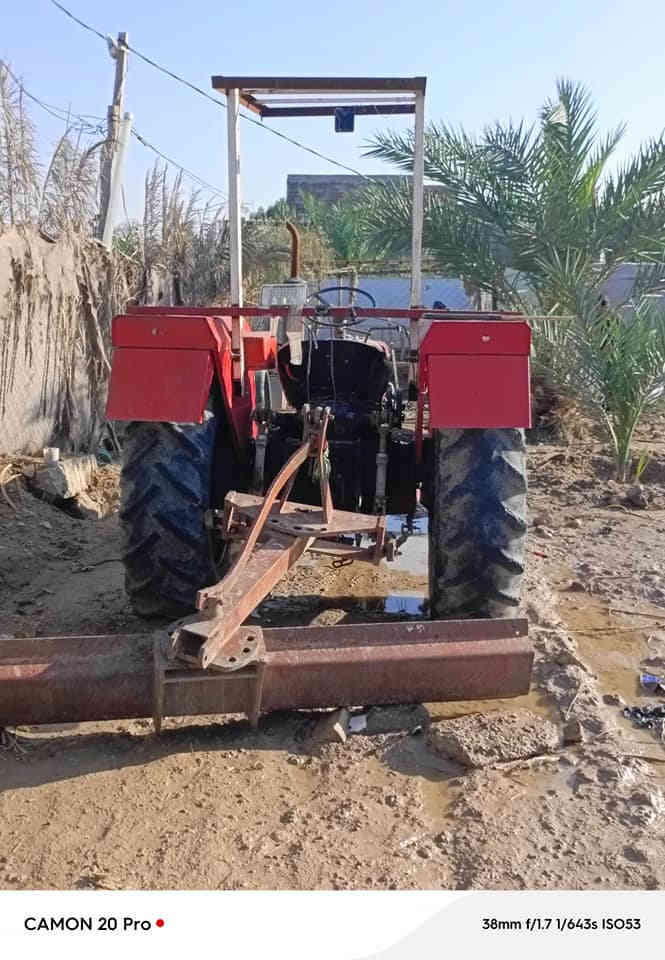 مكينه عنتر رقم وسنويه جاهزه مع فدان ومعدلان مكاني واسط نعمانيه السعر ب5ملايين *********** رياض الخبراء
