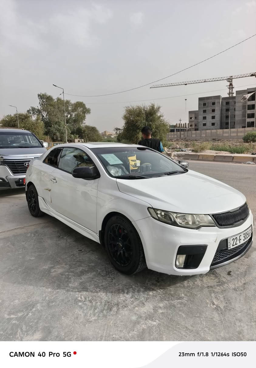 السلام عليكم ...
سيراتو كوبي ٢٠١٣  خليجي وكاله البخيت 
فول مواصفات 
فتحه بصمه كشنات جلد دواخل احمر سستم صوت 
اشاير بلمري 
مكينه ١٦٠٠
السياره رقم اربيل سنويه لل ٢٠٢٩ باسمي وكاله تحويل
مكينه وكير بشرط مامفتوحات سياره على ايدي مال جناي
السياره مكفووله بيها بارد مكانين جاملغ الامامي والجاملغ الخلفي شبر اثر دحجه 
السياره حلوه ومرتبه وجاهزه وخير من الله تخم تاير حداديه كله كامله
ماشيه ١٦٠ ألف 
السعر ٩١(وبيها مجال قليل ) 
مكان السياره الديوانيه 
***********
