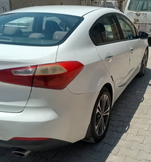 السلام عليكم
للبيع 

سيراتو    14   خليجي

السعر. 105.  مع المجال

تفاصيل اكثر  

موبايل ، ***********
