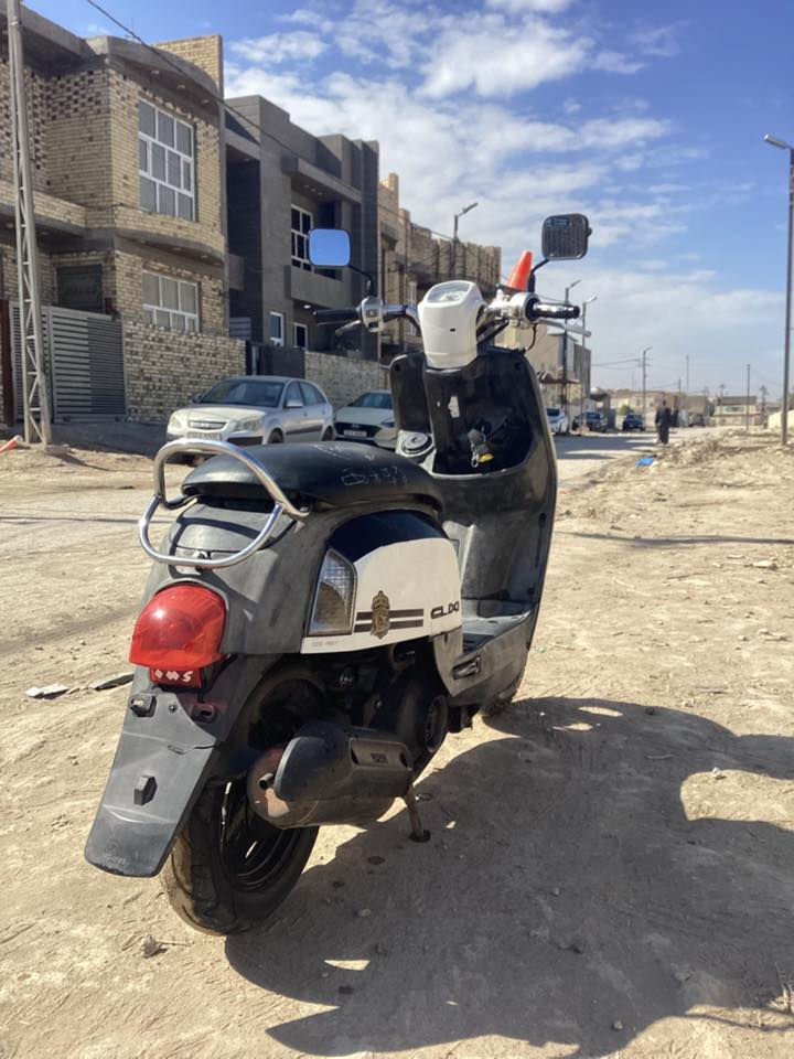 للبيع مستعجل 
موديل 2008كابريتر ختم واحد مع المكينه ما مفتوحه بوشه 49بلادي تايرات جدد بنزات جدد كهربائيات كلها شغاله اي نقص ما بيها  
مستعجل 
السعر (650) وبيها مجال 
مكلف بل نشر ***********
