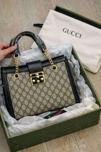 حقيبة غوتشي • أصلية • توصيل سريع