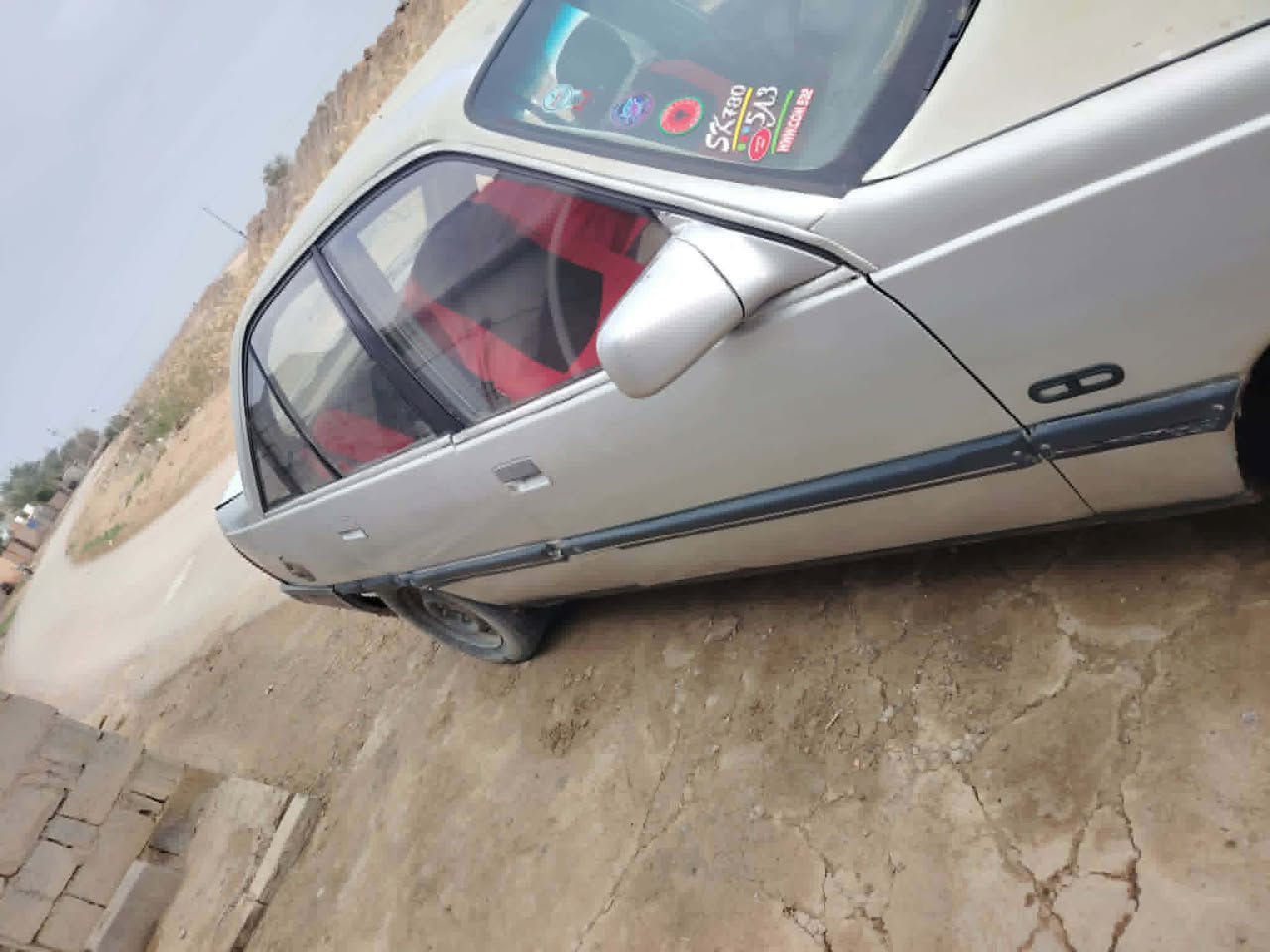 للتصال ***********
سلام عليكم اوبل اوميكا موديل 1988 سياره جاهزه اي نقص مابيهة سياره كامله دشبول كهربائيات زوج تايرات جدد  السياره احله من الصوره 

🟩العنوان ديالى شهربان الاحمر 

🟥للاتصال ***********
