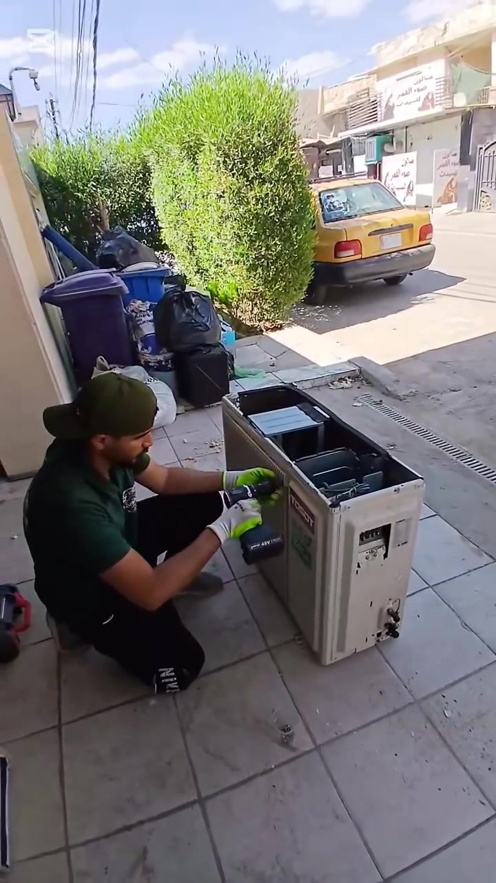 الحمد لله حتى يبلغ الحمد منتهاه☝🏻
تم❄
معالجة ليك وشحن غازR410🔥
وحدة نوع توسوت سعة(2طن)🗜
واعادته للخدمه بكفائة عاليه 💯
غسل وحدة نوع Lg سعة(2طن) 🛠
اعمالنا داخل بغداد فقط احبتي📌
للتواصل📞
***********📲
Firas Abbas 
أحمد الهاشمي

