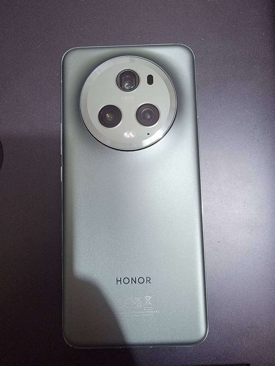 السلام عليكم
هونر ماجك 5 برو للبيع او المراوس باحدث
السعر 550 الف
بدون ملحقات


**إذا كنت صاحب هذا الإعلان وتريد حذفه لأي سبب، رجاءا أرسل رسالة إلى الدعم الفني**