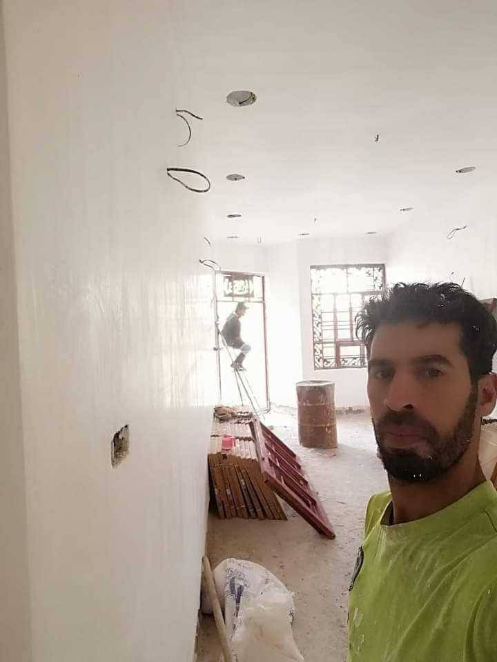 شغل درجة اولى كادر المتر على 5 الف التزام في الموعد 
اذا تحب تجي وتشوف شغلي بكل مكان مشتغل 
***********
