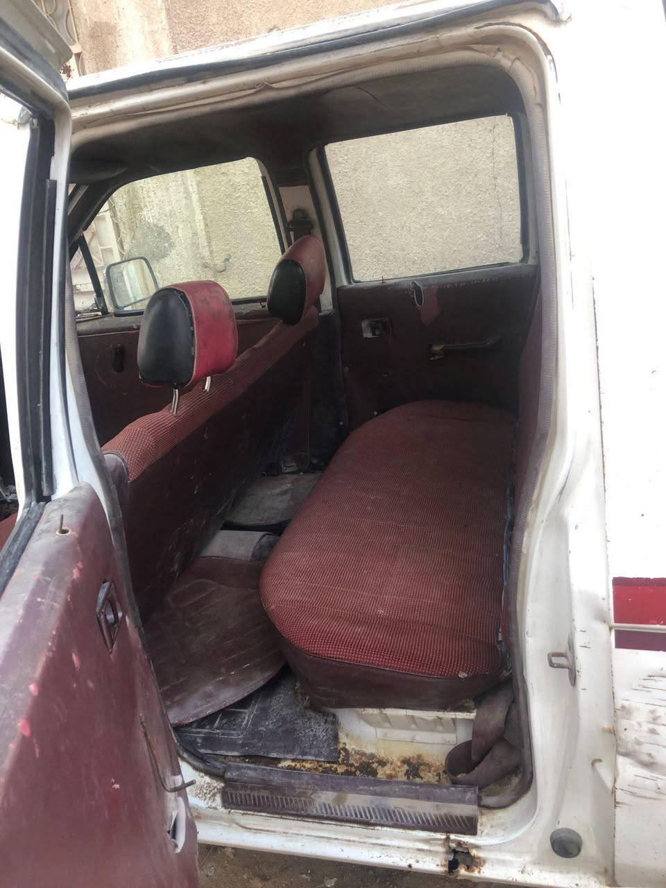 السلام عليكم
التفاصيل ورقم صاحب السيارة داخل الصور 
+مكلف بلنشر
