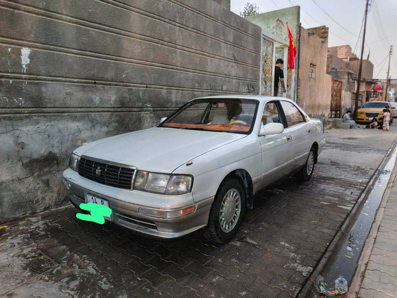 السلام عليكم بطه فصل مديل 94
كير اومحرك 2500السياره كلش حلوه 
السعر 60اوبيه مجال سنويه جديده راعيه بلبصره 
التواصل على الوتساب ***********
