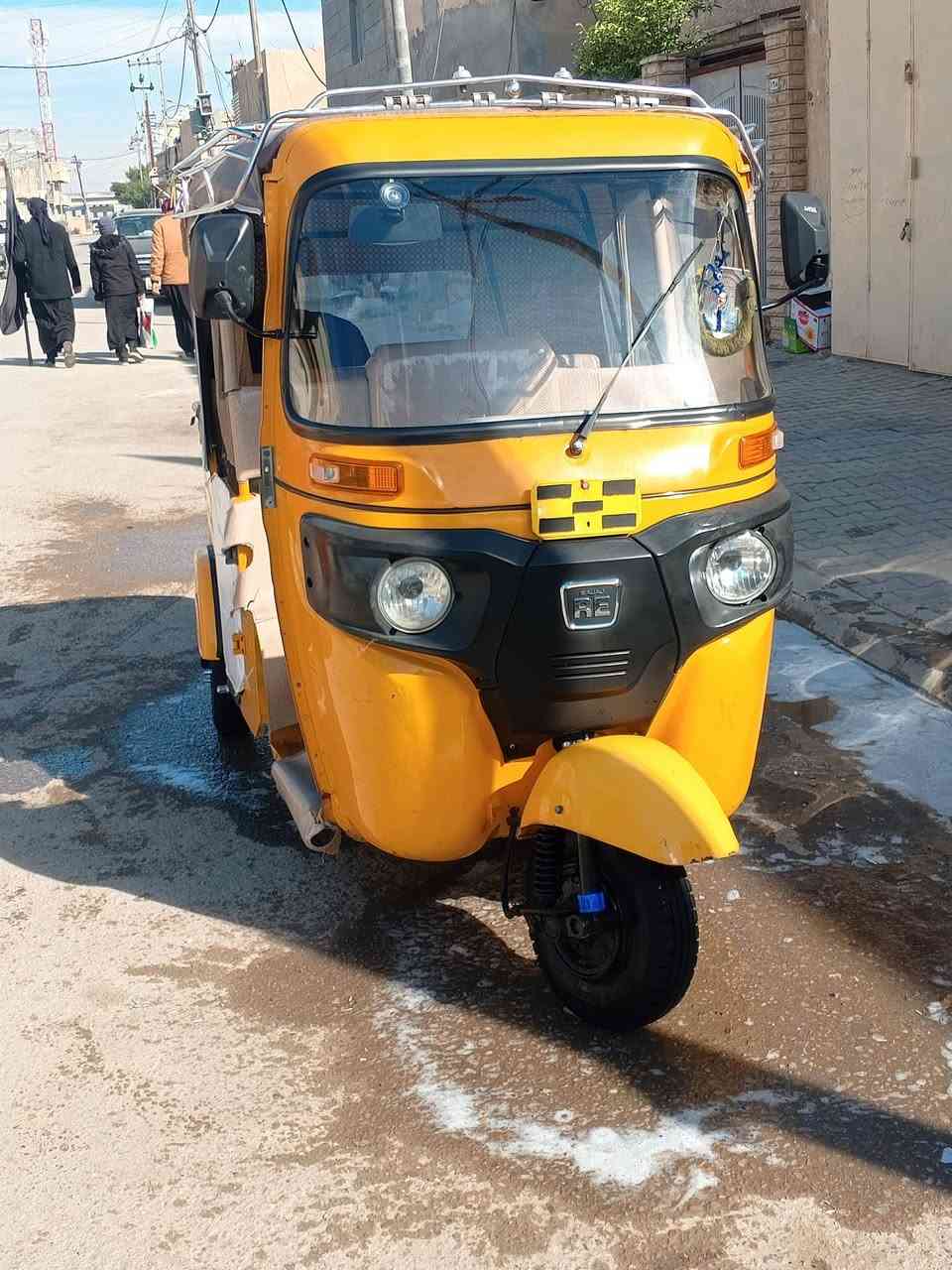 سلام عليكم ورحمه الله وبركاته تكتك للبيع موديل 21بيه طخه جوه البك لايت خير من الله لاتنقيص ولاتبخير مكينه حلوه كشرته حلوه مكاني واسط قضاء النعمانيه السعر 7800وبيه مجال بسيط رقمي ***********
