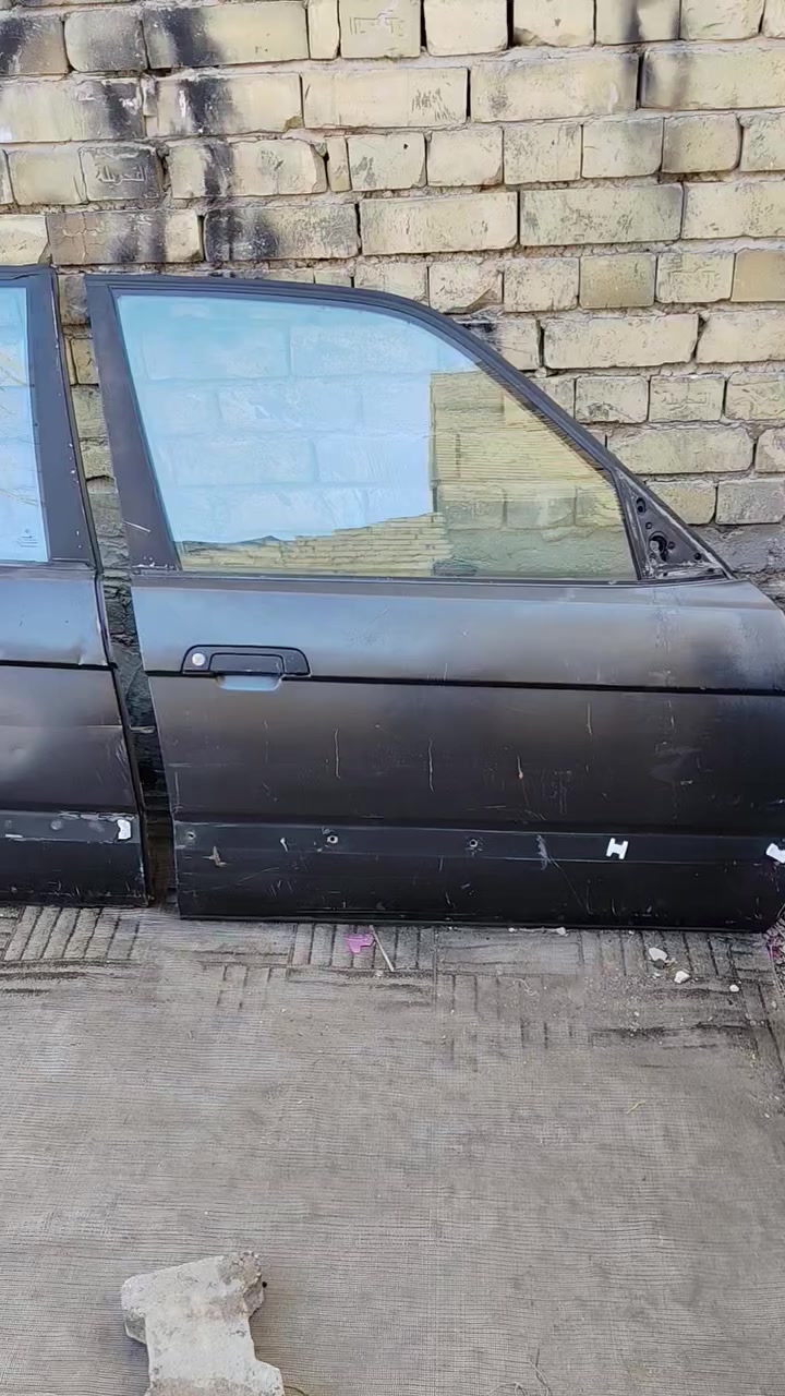 السلام عليكم بيبان مال٥٠٠ و٧٠٠  تخم البيبان سعرهم ٢٠٠ ألف وباب ال٧٠٠ الوحده ب١٠٠ ألف  دبل جام المكان كربلاء ***********  ***********
