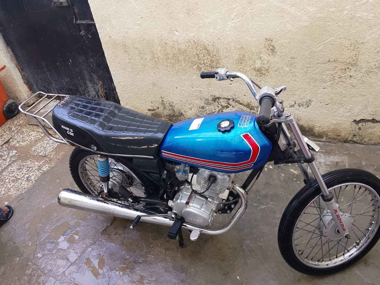 السلام عليكم دراجه للبيع اوراق اصولي بسمي تحويل ثاني يوم مديل ١٩ دراجه جانت مضمومه المكينه ما مفتوحه السعر ٩٥٠ وباقي التفاصيل خاص مكاني براضعيه لتوصل *********** واتساب فقط
