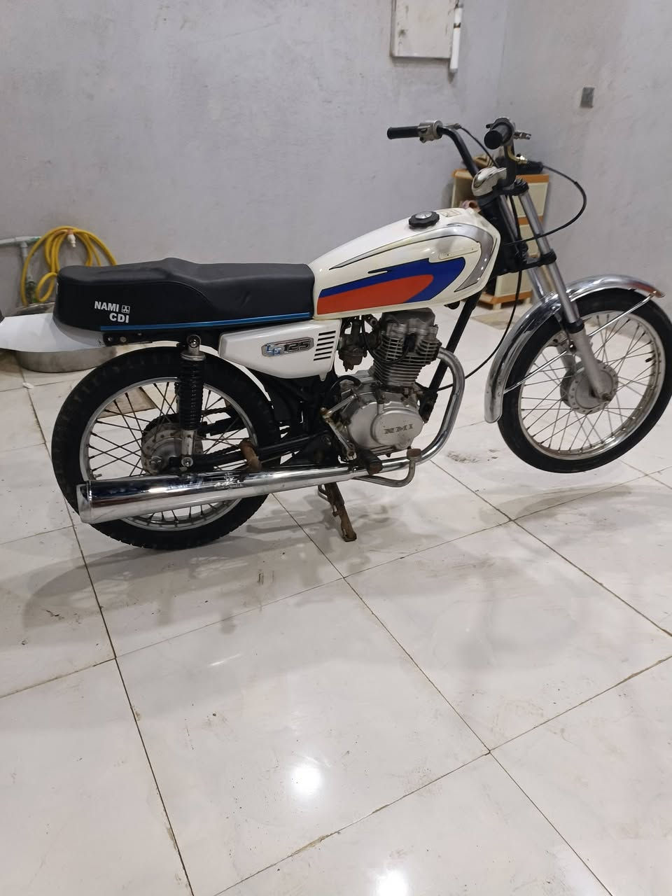 سلام عليكم دراجه نامه مكينه مفتوحه ادوات دراجه حلوه مكينه ناعمه سعر 375 مكفوله من سرقه تاخذهه من باب لبيت شراي يتصل *********** مكاني جزيره قرب جسر خالد
