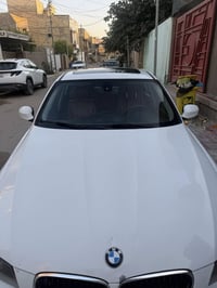 بي ام 328i • ٢٠١١ • ٦ سلندر
