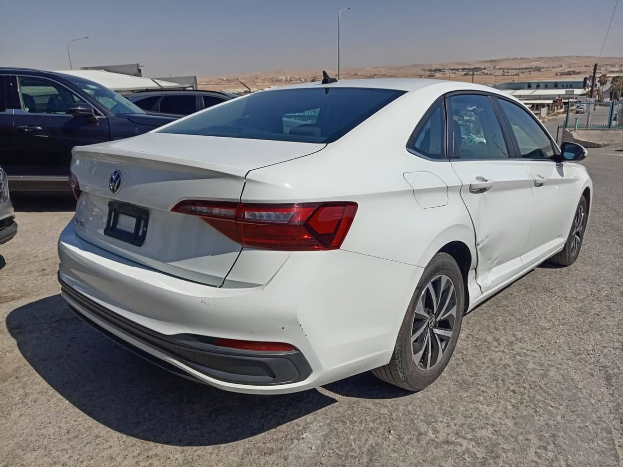 بسم الله الرحمين الرحيم.                                 

نوع السيارة🚘✅ . VOLKSWAGEN JETTA S   الموديل 2024.                  

السيارة موجود ✅بالاردن  🚗المنطقة الحرة الزرقاء                    

الضرر واضح بالصور ✅ارباك بردة  🚘السيارة تشتغل وتمشي.   

الاستفسار او التصال  على الرقم واتساب  ***********             

او مراسلة واتساب على الرقم الاردني 009627970780658. 

عنوان المعرض🛣️🛣️⬅️شارع 18 شمال النطقة الحرة

ملاحظة🚦✅السيارة تدخل  كلمن لديه كتاب شهداء معفية من الجمرك والرقم)🚘🚘🚕🚙🚙🛻🏎️🏎️✅
