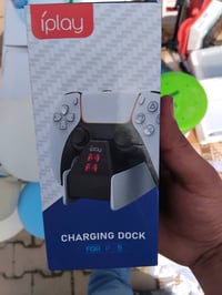 إخوان...لاقطة ميكروفون + شاحنة يدة ألعاب ثنائي  الي يريد ينطيني عليهن ...