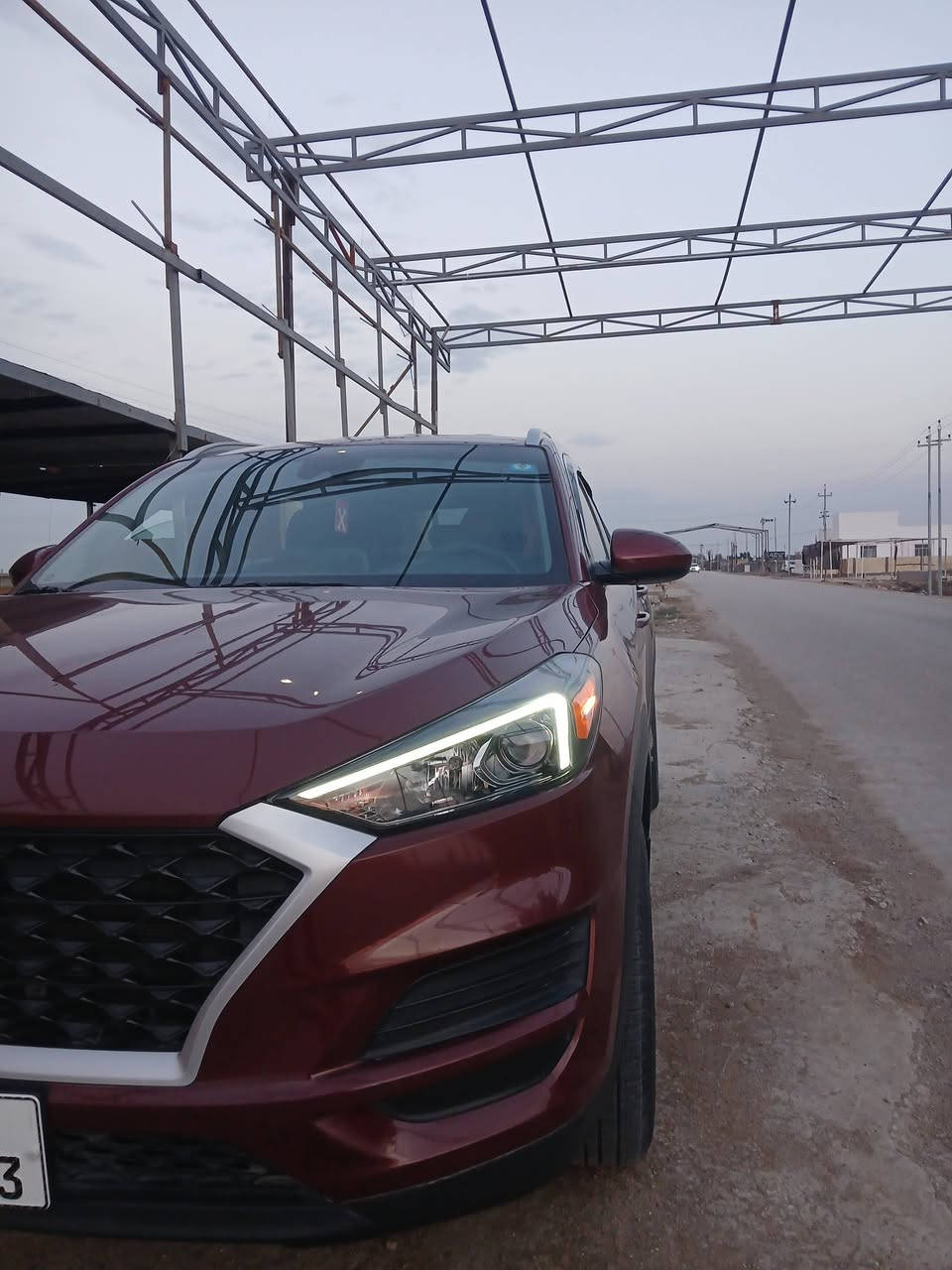 السلام علكيم توكسان للبيع موديل ٢٠ وراد امريكي  بية. قبق الجنطة فقط والباقي كفالة عامة سيارة كلة لبيل واحد سيارة حلوة مال جناي ماشية ٤٠ الف  سيارة صافية من الشخوط والرصعات حتى الدعاميات البلادية مالتة فول موصفات ١/١ماعد الفتحة
بصمة تشغيل
كامرة دوارة
شاشة كبيرة 
رادات جانبية 
تكحم ستيرن  مقوي جهتين
كشنات تتفئة
كشن سايق كهرباء
حساسات امامي وخلفي 
سايد بريك دكمة
مانع انزلاق
مانع انحدار
محرك ٢٤٠٠٠
مكان با***********/***********
