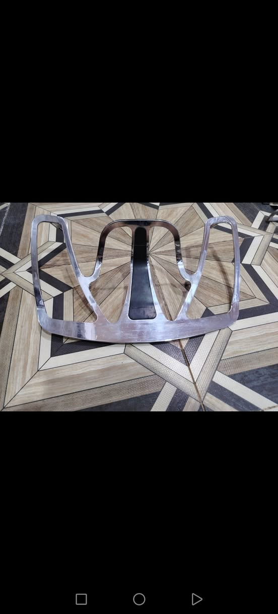 سلام عليكم اكسسوارات وادوات احتياطيه جديد ومستعمل كولدن. دراك ستار٤٠٠ ،٢٥٠. ستد. شادو. كاوسكي فولكان. فيراكو . مكان بصره توصيل كل المحافظات *********** اسحب صوره وتعال خاص
