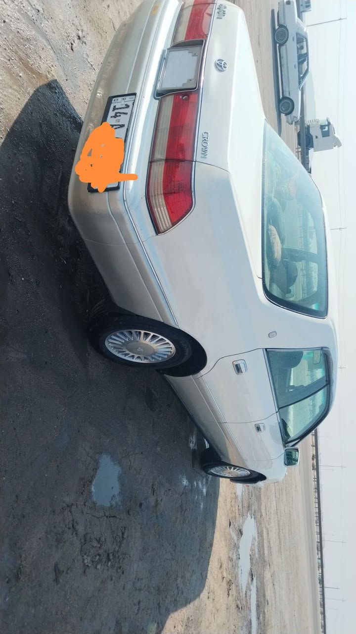 للبيع راس الثور فلات ١٩٩٧ باسمي
مكفوله كص ونقل وضربه وصبغ
مكينه ٢٥٠٠
السعر 110 وبيه مجال 
***********
