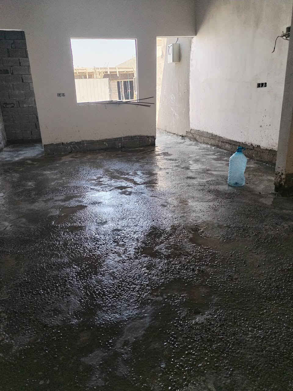 للبيع
بيت ١٠٠ متر هيكل كامل مع بيتونه
بياض وتاسيس كهرباء وماي وكهرباء رئيسي واصل
العنوان كركوك منطقة ٥٥
السعر ٢٠ ملیۆن وبي مجال
للمزيد اتصل بالرقم
***********
