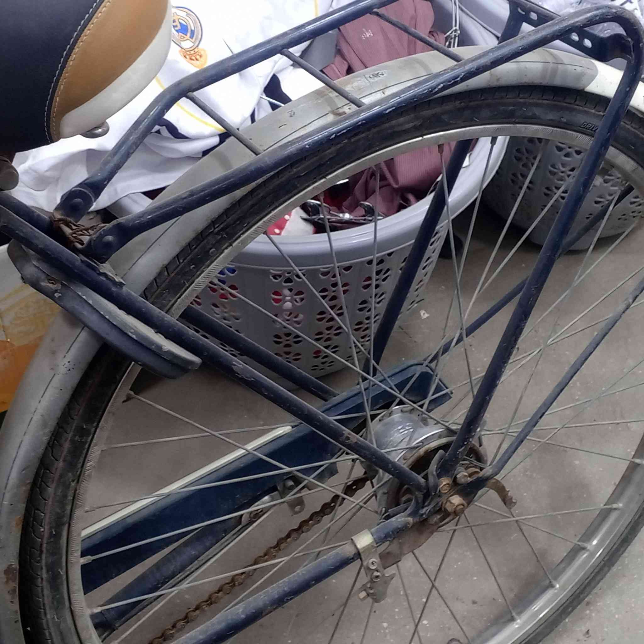 السلام عليكم من رخصة الادمن بايسكل إنكليزي للبيع ويلات ستيل بطيخة ام الصجم بس يرادلة تصليح البريكات وجاملث امامي الي رائدة يجي خاص قيمة وتعال


**إذا كنت صاحب هذا الإعلان وتريد حذفه لأي سبب، رجاءا أرسل رسالة إلى الدعم الفني**