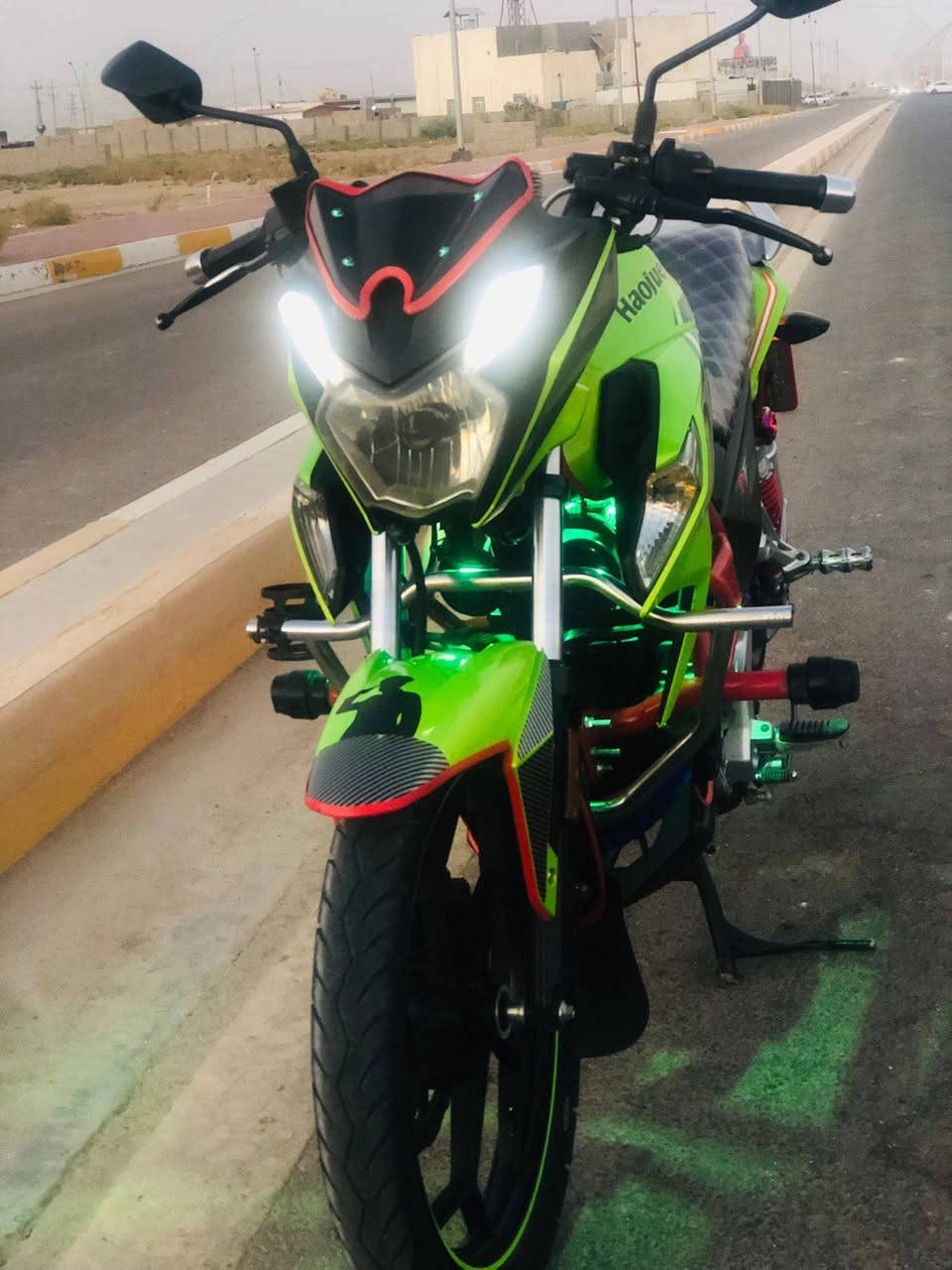 للبع هاوجي نوع.df مسجل رقم وسنويه موديل 23 دراجة نضيفة بمعنى الكلمه تجي وتشوفها بعينك سعرها 22 مكاني الرمادي جزيره الخالديه رقمي ***********
