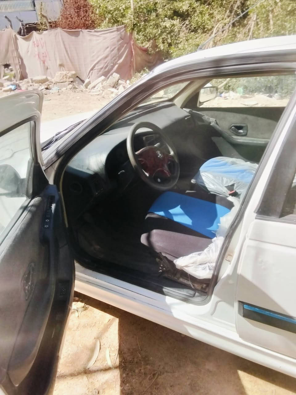 بيجو بارص٢٠١٥مكفوله ظربه صبغ تبديل مكاني نجف ***********
