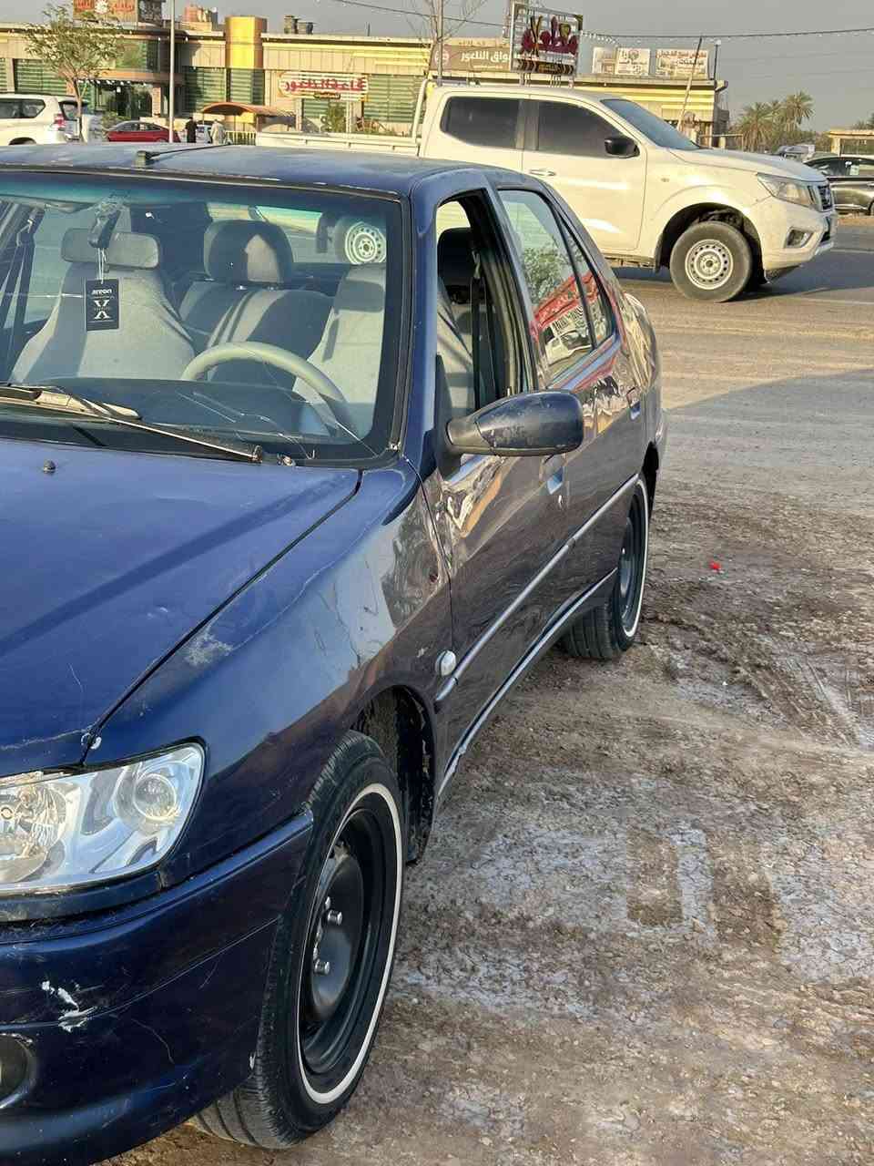 ‏السلام عليكم بيجو فرنسي موديل 2002 ‏ /306 تبريد شغال تخم تاير جديد سيارة ضربتها جاملغ خلفي السيارة نظيفة حيل السعر ٤٠ وبيها مجال حك الجيه وراعيها موجود يمي الاستفسار ***********
