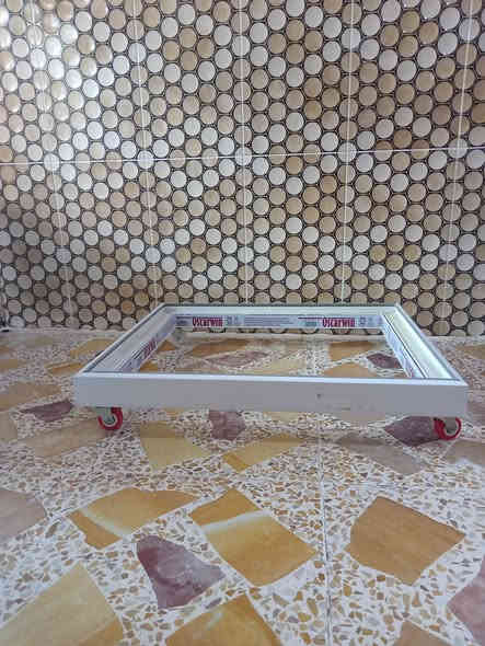 ثلاجة للبيع مع المحمل نوع ڤيزتال
السعر 100 الف قفل 
للتواصل على الرقم ***********
