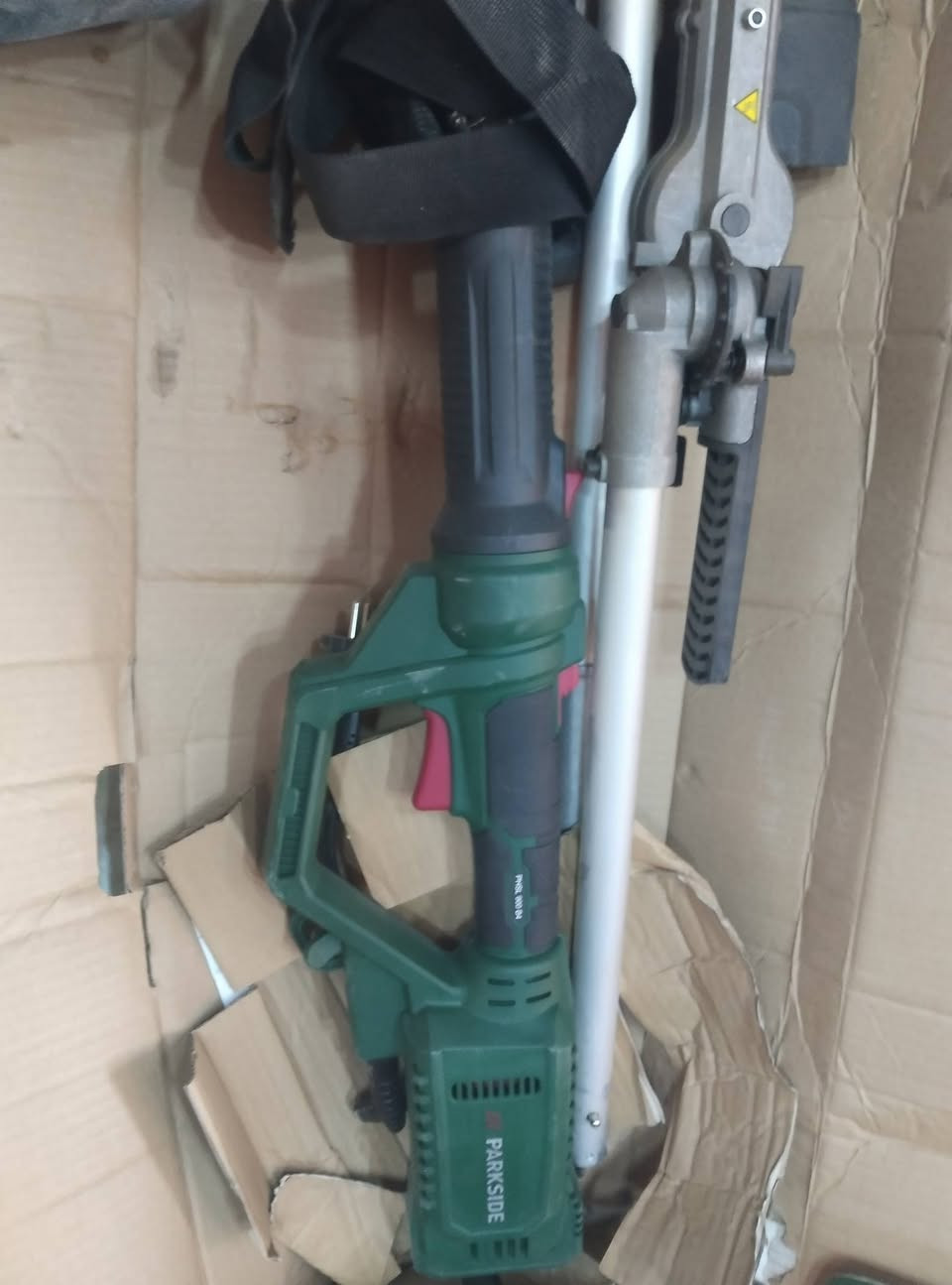 منشأر تقليم الأشجار بارك سايد الماني جديد وغير مستعمل طول ثلاثه امتار سعر القطعه 65 يوجد توصيل لجميع المحافظات


**إذا كنت صاحب هذا الإعلان وتريد حذفه لأي سبب، رجاءا أرسل رسالة إلى الدعم الفني**