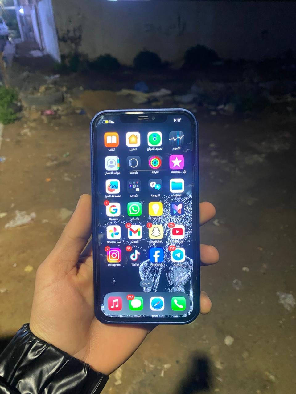 ايفون 12 برو ماكس 
مبدل فقط شاشه 
وضهر مفطر 
رايده ب ٣٠٠ وبي مجال مستعجل علي
الرقم ***********
