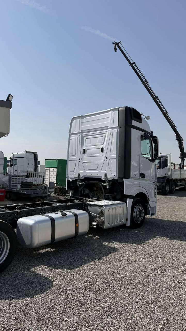 للبيع اكتروس سحال 

موديل 2018 

حجم 2542 

سقف وسط

سبلت
ثلاجة
كاميرا
حساس
هورن 
دبل تانكي 
دبل منامي

سيارة كلش جديدة 

السعر 37.500$ 

العنوان : اربيل / قوش تبه (معرض نخشاو2)

للاستفسار و المعلومات (*********** انمار)
