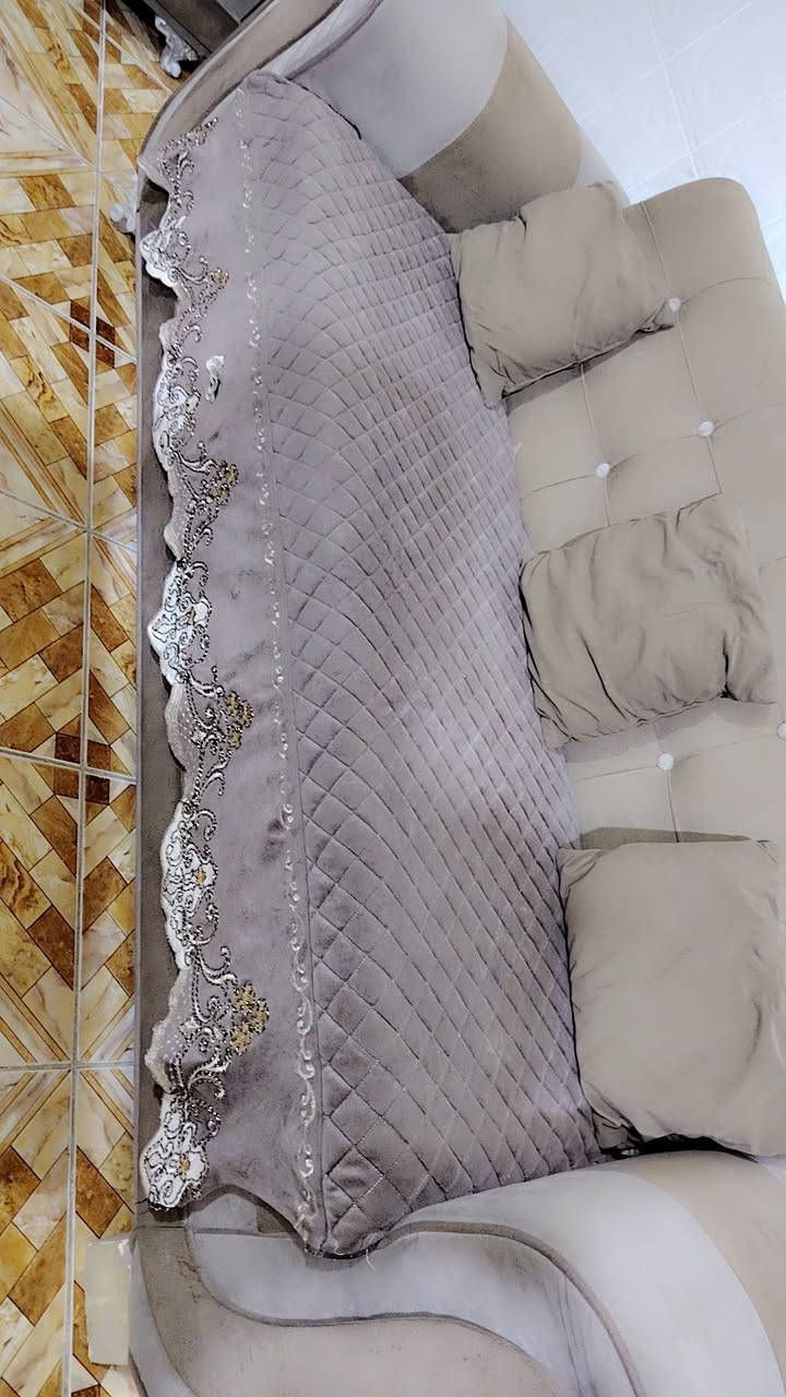 بردات جدد ب٣٠ وبيهن مجال حك جيه ارتفاع اكثر من ٣ والعرض ٦ تقريبا ٣ قطع ومفرش تخم ١٠ مقاعد الواحد عله ١٠ مكان السكلات منطقه ال١٣


**إذا كنت صاحب هذا الإعلان وتريد حذفه لأي سبب، رجاءا أرسل رسالة إلى الدعم الفني**