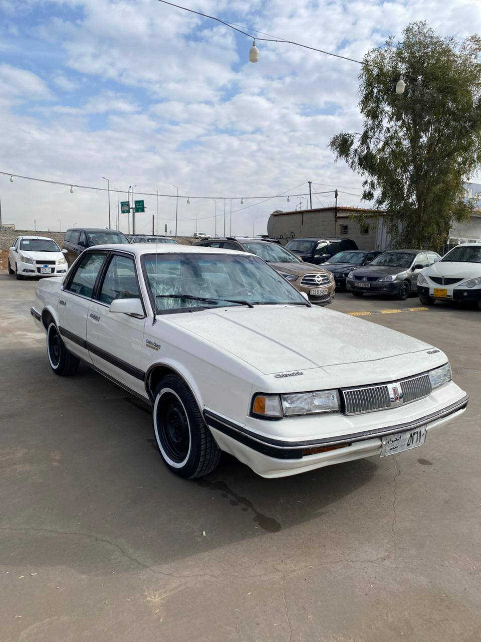 ‏﷽
ئۆزمۆبیل 
مۆدێل 1990
بۆ فرۆشتن
گێڕ و مەكینە بەشەرت دەعم و لێدراوی نیە چوار تایە و ویلی تازە سێرفسی تازە بۆ كراوە نرخی ٤٨ وەرقە سەنەوی لەگەڵ      ڕەقەم سەنەوی اسڵی 
شوێن هەولیر
***********

اوزموبیل 
مودیل١٩٩٠
للبیع
كیر محرك شرط تايرات جديد حداديه جديد رقم سنوي اصلي سعر ٤٨ورقه 
مكان اربيل
*********** أربيل, العراق
