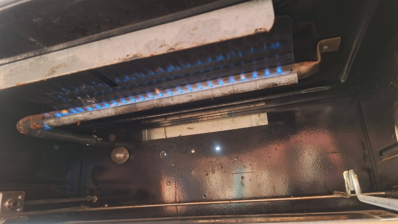 فريش مصري باب أول شرط الفحص وشرط الضمان وبسعر جدا مناسب ب170 الف وبي مجال قليل 《***********》حي الجزائر
