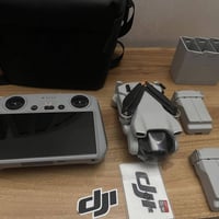 درون مني 3 جوستك سمارت مع بطاريات 3 وقاعدة شحن البطاريات  والملحاقات ك...