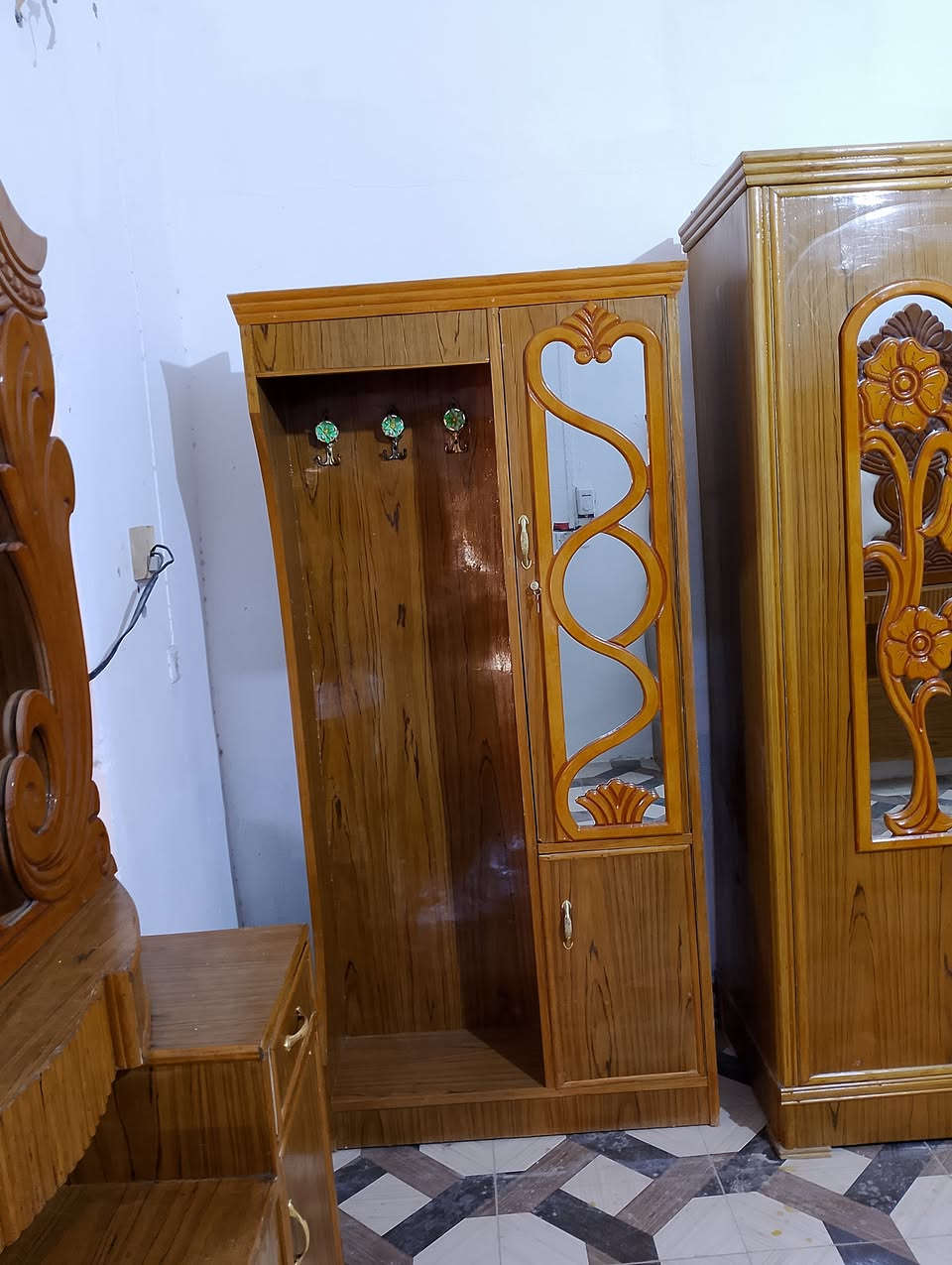 معرض المصطفي لبيع وشراء الأثاث الجديد والمستخدم العنوان ميسان ابو رمانه مقابيل المركز الشرطة التواصل واتساب ***********
