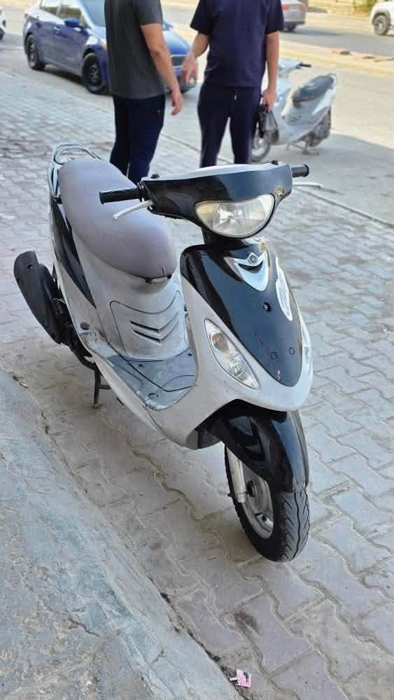 للبيع ب650وبيها مجال  هذا رقمي
***********

