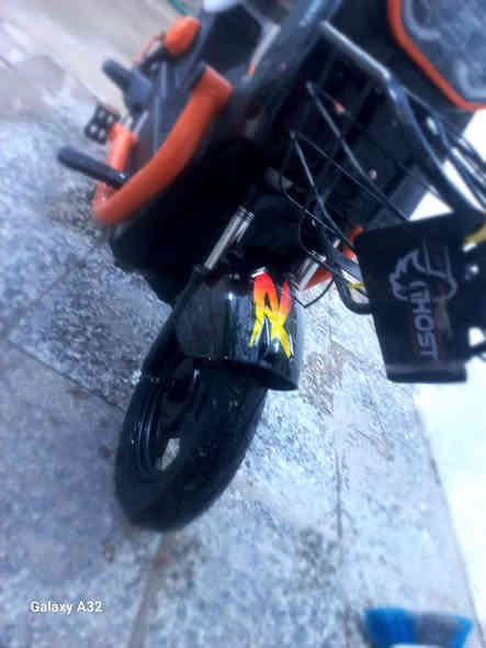 دراجه شحن بعدها جديده مامستخدمه بسعر 350 وبيها مجال بسيط  مكاني نجف شارع المطار ***********
