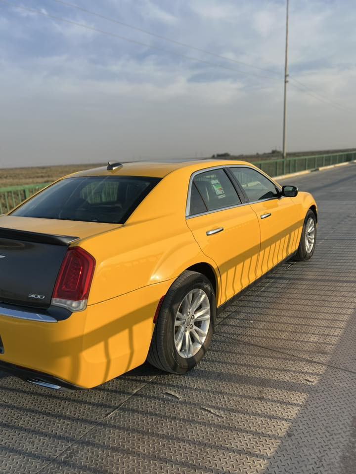 سلام عليكم  للبيع كرايسلر
اوباما مديل 16 اصل معلايه 21  فول مواصفات 1/1 بدون حادث بدون تبديل  بدون ايرباك كفاله عامه  صبغه جديده
 مواصفات: 
بنوراما انضمة قياده3 خزن ميموري  برده خلفيه  تدفئه وتبريد  كشن تدفئه وتبريد  ستيرن كذالك تدفئه وتبريد 
ويل مكسيكي اصلي لامع  تو ويل مواصفات فول  دواخل جلد سياره مامشتغله  خط صار فتره كلش هواي كاعده مال جناي راعيه طلعت له رعايه وكعد عد اهله😂    منضومة زنون عالي وناصي اصلي  تشغيل عن بعد  اشارة ترحيب  كشن كهربائي سايق وصدر  نضيفه كلش 

بسمي السياره تحويل ثاني يوم رقم ذي قار تسقط 2029

مكاني ناصريه جبايش شراي تعال خاص وبيك خير وتدلل
 السعر   177 وبيه مجال لشراي 

‭0770 618 4296‬
تصل بيك وخير وتدلل
