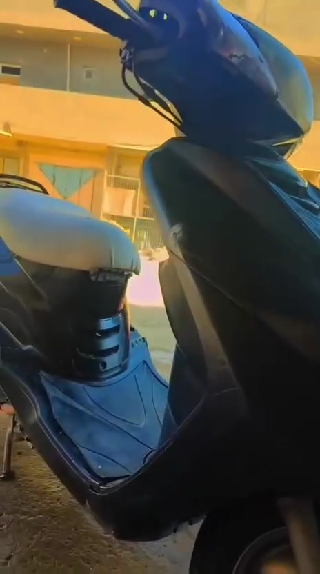 السلام عليكم
بريز بغباء نوزل خطين دراجه لوك محرك ما مفتوح وناعم كلش خير من الله شلعه معدل سلف هندر شغال دشبول شغال كهربائيات دراجه مابيها اي نقص بيها منفيس تجي تشغل وتروح سعر مليون ولحد يكلي هواي خواتها بمليون وربع مكاني بغداد الحريه *********** ما جاوب بس واتساب
