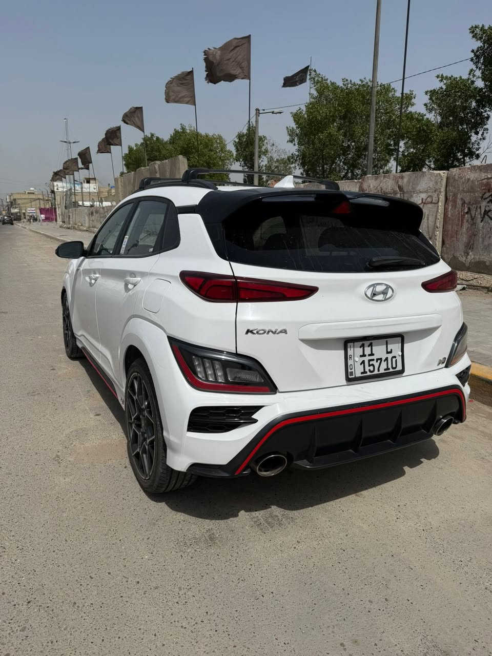 هونداي كونا 2022 
فئة N الفئة الاعلى والاقوى
 تختلف عن كل الفئات 
المسافة المقطوعة: 30 ألف ميل تقريباً
المواصفات :
محرك 2000 تيربو
القوة الحصانية: 290 حصان
السرعة القصوى: 300 كم/س
فئة N الرياضية
مقاعد جلد حضن بعلامة N
تحكم بالستيرن (Normal / Sport)
تحكم بالدبلات (Normal / Sport)
أبواب بصمة
شحن وايرلس
كاميرا خلفية
نظام صوت Bose
إشارة ترحيب
إشارات بالمرايا
نقطة عمياء
تحديد سرعة
تحديد مسار
رادار أمامي
رادار خلفي
رادار جانبي
قيادة ذاتية
أنظمة قيادة: ECO / NORMAL / SPORT / N
الملاحظات:
حادث جانبي قطعتين فقط شاصي اليمين ضرر كلش بسيط منزل السونار ورقم الشاصي سيارة بدون نقص كل شي بيها جديد عارضها بسعر 168 واذا مراوس بسيارة اقل بعد احسن  شرط سيارة نظيفة 
المكان: بغداد – الدورة/الكرادة
الرقم : ***********
