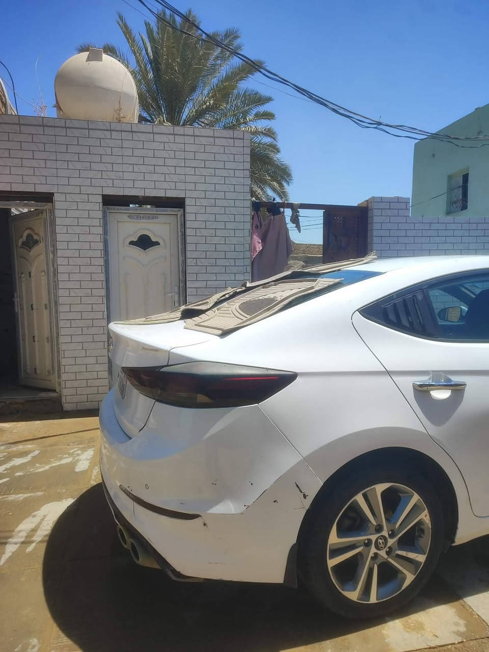 النترا 19 رقم بغداد فول مواصفات
محرك ألفين دوش
بيها قطعتين صبغ وتبديل بنيد 
مكانها الديوانية 
السعر 135
***********
