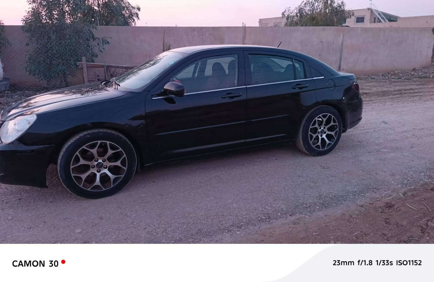 كلايسلر c200 مفولة بدون نقص رقم بغداد بأسمي 2009 محرك 2400 بلاد جديد صدر امامي خلفي جديد السعر 65 وبيهة مجال عنوان ديالى ***********
