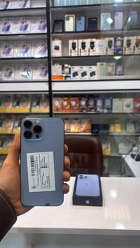 ١٣ برو ماكس ذاكرة ٢٥٦ بطارية ٨٤🔋  الجهاز نظافته ١٠٠٪؜  07883680818