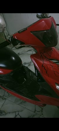 ماكس مضلع للبيع نقص سبايدر +ذيل+بريك اممامي فقط  شوفها بعينك وشوف نضاف...